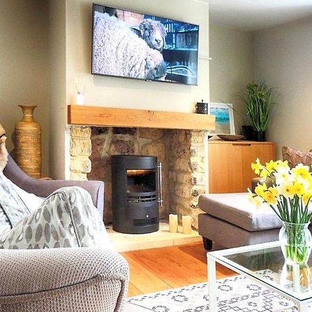Woodbine Cottage Bourton-on-the-Water Extérieur photo