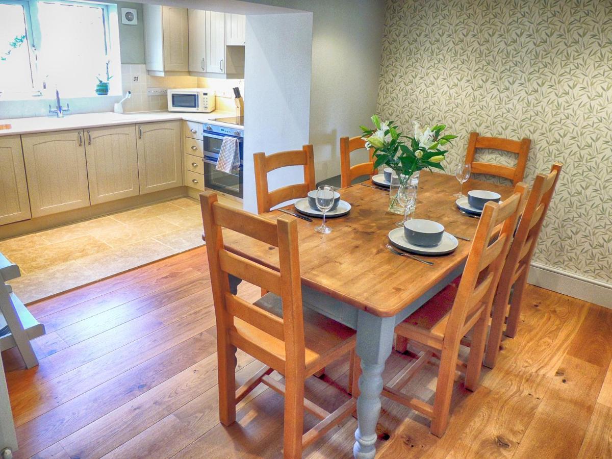 Woodbine Cottage Bourton-on-the-Water Extérieur photo